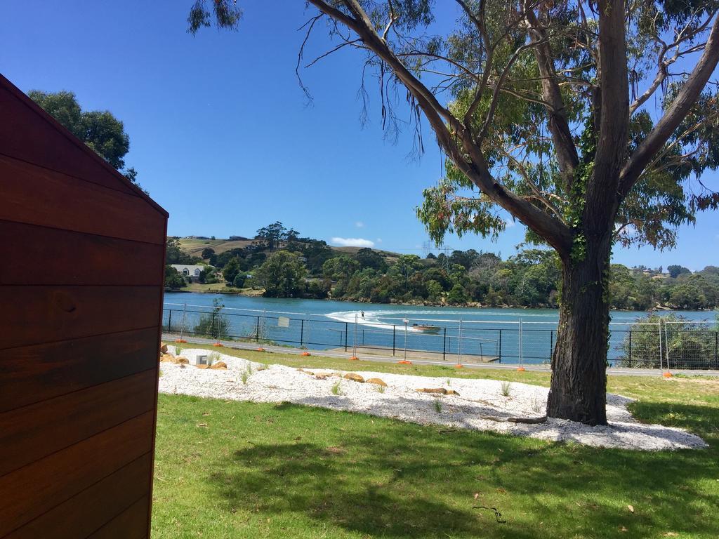 Waterfront Apartments Devonport Exterior photo