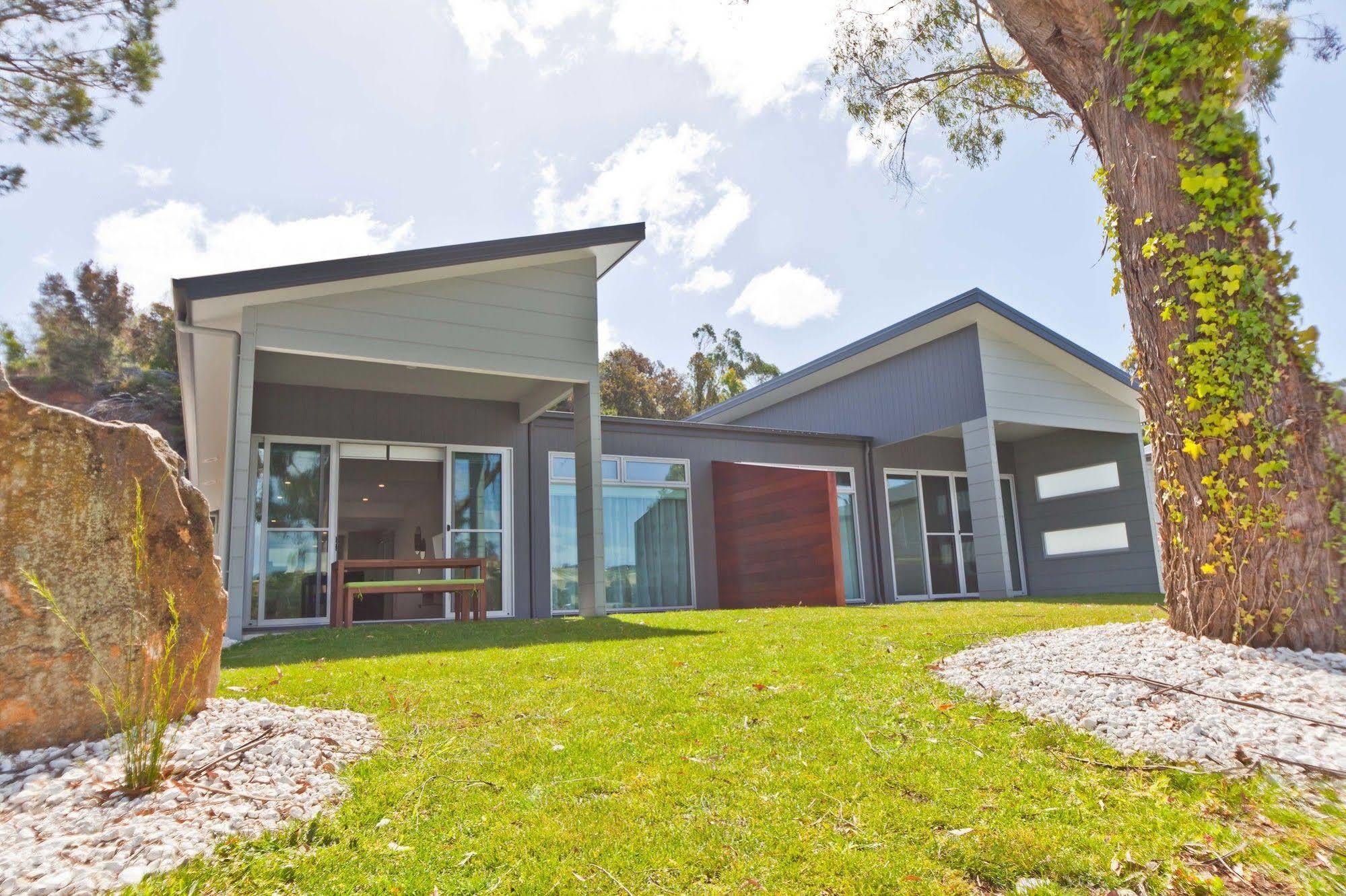 Waterfront Apartments Devonport Exterior photo